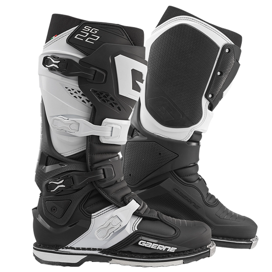 Gaerne SG22 Boots (Black/White)